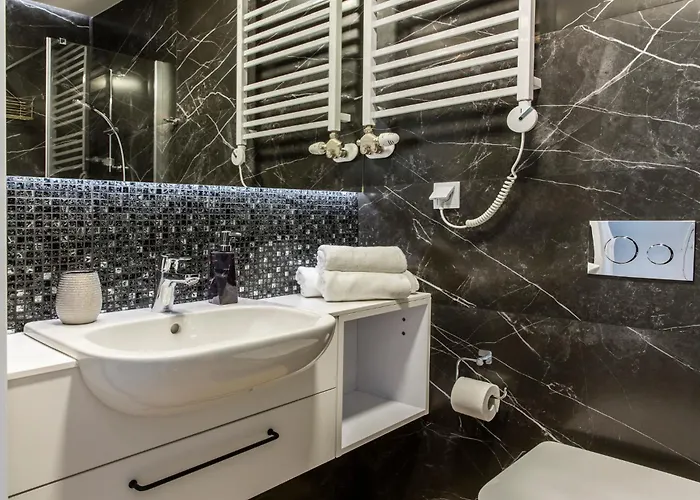 Piedmont House Apartment