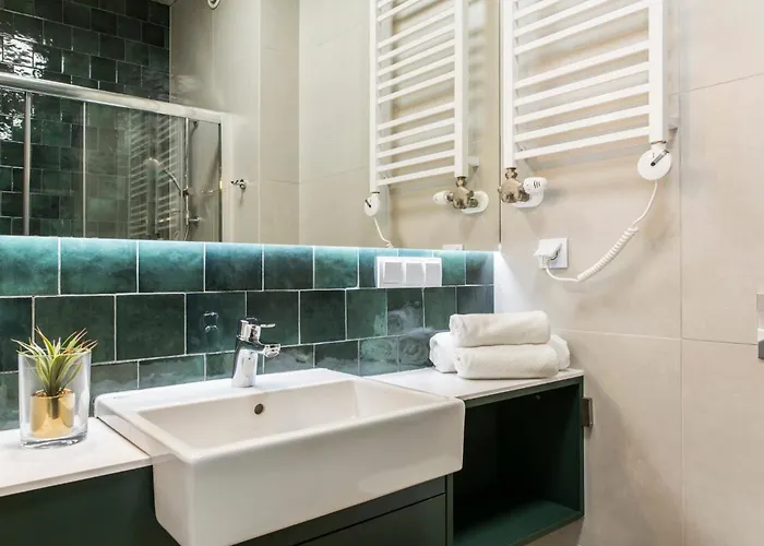 Piedmont House Apartment *