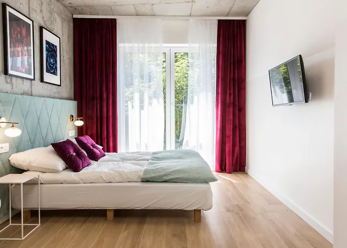 Piedmont House Apartment